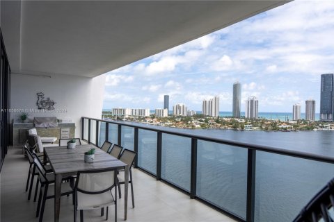 Condo in Aventura, Florida, 3 bedrooms  № 1763839 - photo 27