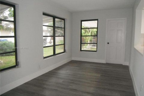 Casa en venta en Margate, Florida, 2 dormitorios, 98.57 m2 № 2001668 - foto 3