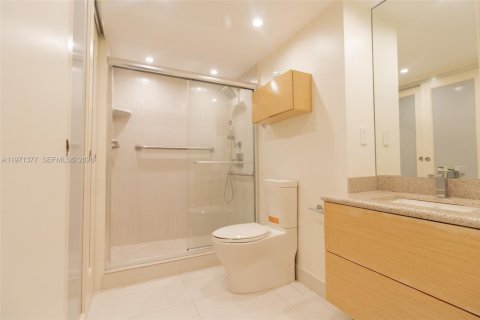 Condominio en venta en Hallandale Beach, Florida, 2 dormitorios, 130.06 m2 № 2032740 - foto 26