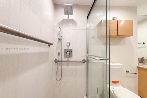 Condominio en venta en Hallandale Beach, Florida, 2 dormitorios, 130.06 m2 № 2032740 - foto 29