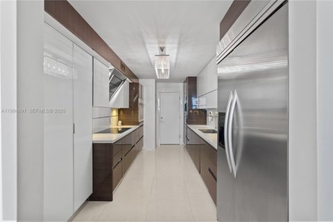 Condominio en venta en Hallandale Beach, Florida, 2 dormitorios, 133.78 m2 № 2046822 - foto 17