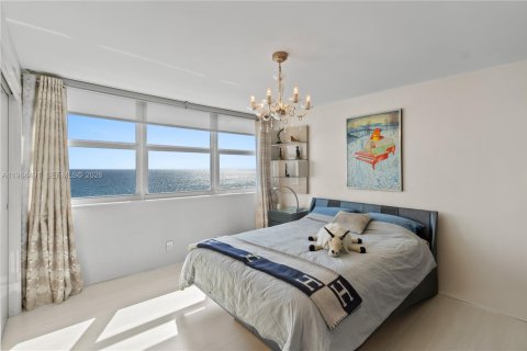 Condominio en venta en Hallandale Beach, Florida, 2 dormitorios, 133.78 m2 № 2046822 - foto 27