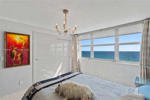 Condominio en venta en Hallandale Beach, Florida, 2 dormitorios, 133.78 m2 № 2046822 - foto 28