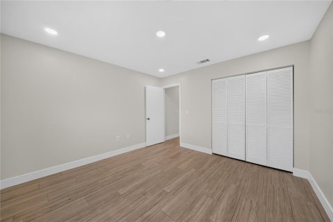 Casa en venta en Saint Petersburg, Florida, 3 dormitorios, 110.83 m2 № 2220480 - foto 20
