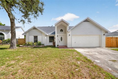 Casa en Saint Petersburg, Florida 3 dormitorios, 110.83 m2 № 2220480