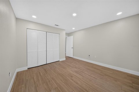 Casa en venta en Saint Petersburg, Florida, 3 dormitorios, 110.83 m2 № 2220480 - foto 24