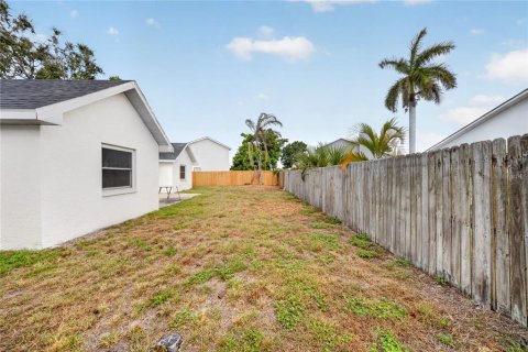 Casa en venta en Saint Petersburg, Florida, 3 dormitorios, 110.83 m2 № 2220480 - foto 29