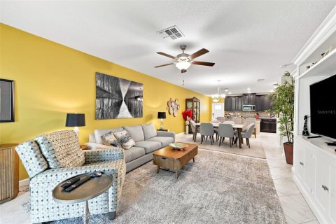 Townhouse in Wimauma, Florida 2 bedrooms, 159.14 sq.m. № 2239386 - photo 26
