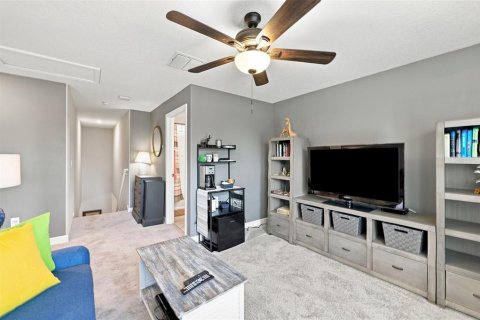 Townhouse in Wimauma, Florida 2 bedrooms, 159.14 sq.m. № 2239386 - photo 30