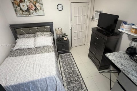 Immobilier commercial à louer à Miramar, Floride: 1 chambre, 154.96 m2 № 2432384 - photo 6