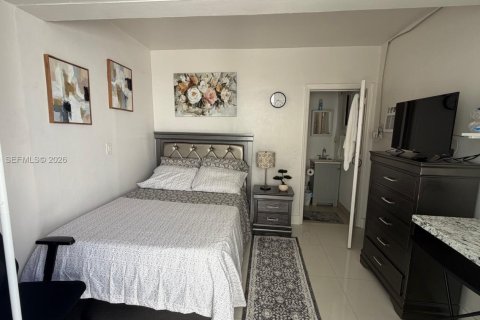 Immobilier commercial à Miramar, Floride 1 chambre, 154.96 m2 № 2432384