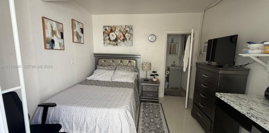 Immobilier commercial à Miramar, Floride 1 chambre, 154.96 m2 № 2432384