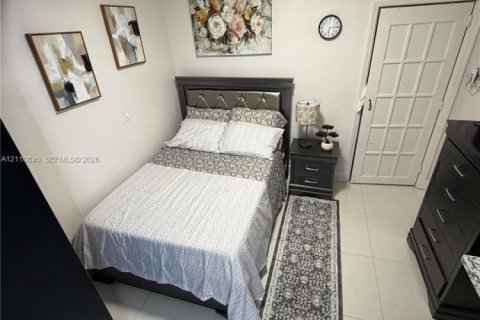 Immobilier commercial à louer à Miramar, Floride: 1 chambre, 154.96 m2 № 2432384 - photo 8