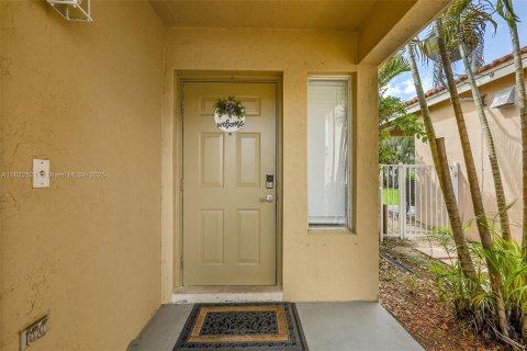 Casa en venta en Weston, Florida, 3 dormitorios, 131.92 m2 № 1794072 - foto 3