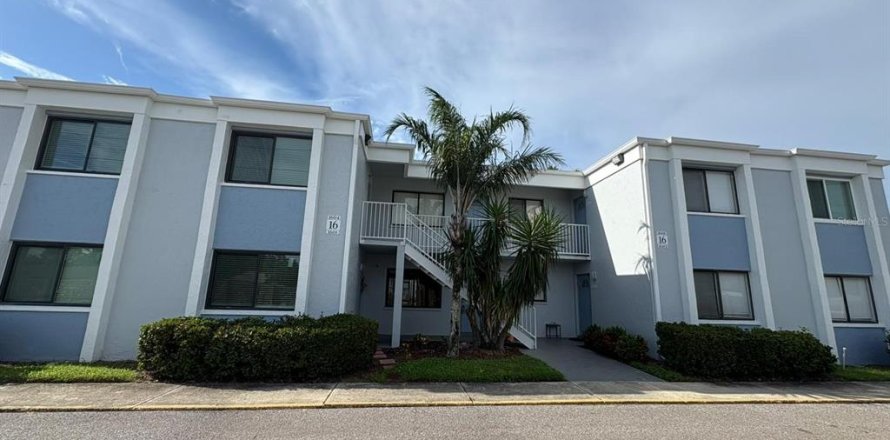 Condo in Bradenton, Florida, 1 bedroom  № 1901937
