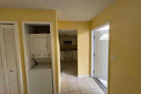 Condo in Bradenton, Florida, 1 bedroom  № 1901937 - photo 4