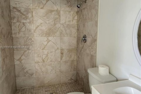 Купить кондоминиум в Санрайз, Флорида 2 спальни, № 1920545 - фото 10