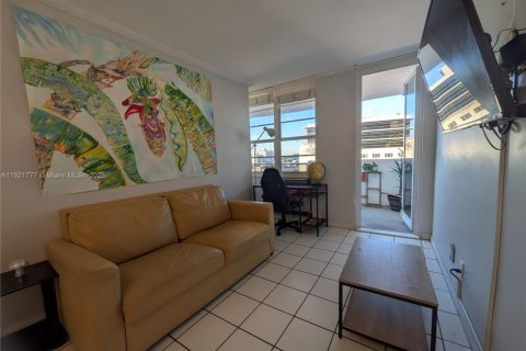 Studio in the Condo in Miami Beach, Florida № 1975704 - photo 6