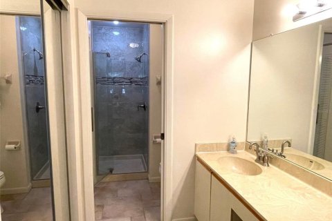 Condominio en venta en Bradenton, Florida, 2 dormitorios, 109.07 m2 № 1084824 - foto 14