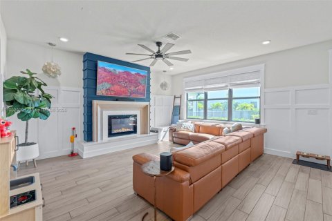 House in Oakland Park, Florida 3 bedrooms, 180.32 sq.m. № 1953902 - photo 6