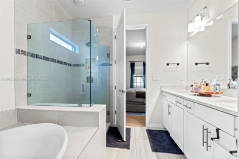 House in Oakland Park, Florida 3 bedrooms, 180.32 sq.m. № 1953902 - photo 21