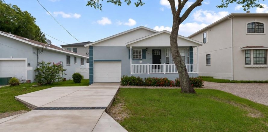Villa ou maison à Tampa, Floride 3 chambres, 106.84 m2 № 2316808