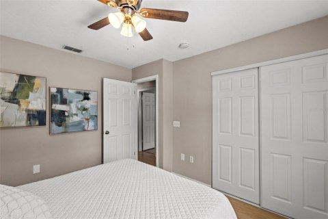 Villa ou maison à vendre à Tampa, Floride: 3 chambres, 106.84 m2 № 2316808 - photo 18