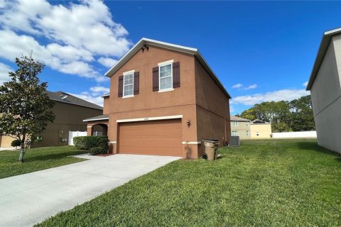 Villa ou maison à louer à Clermont, Floride: 4 chambres, 205.41 m2 № 1745252 - photo 2