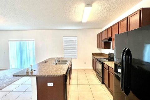 Villa ou maison à louer à Clermont, Floride: 4 chambres, 205.41 m2 № 1745252 - photo 12