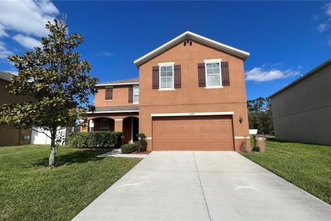 Villa ou maison à louer à Clermont, Floride: 4 chambres, 205.41 m2 № 1745252 - photo 1