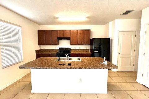 Villa ou maison à louer à Clermont, Floride: 4 chambres, 205.41 m2 № 1745252 - photo 11