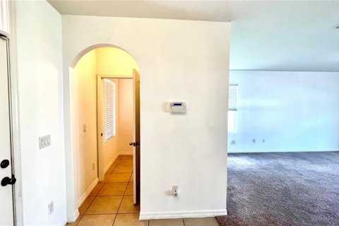 Villa ou maison à louer à Clermont, Floride: 4 chambres, 205.41 m2 № 1745252 - photo 6