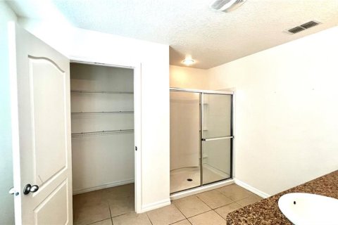 Villa ou maison à louer à Clermont, Floride: 4 chambres, 205.41 m2 № 1745252 - photo 24