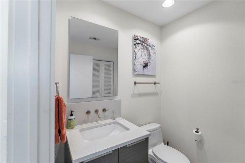 Condominio en alquiler en Saint Petersburg, Florida, 1 dormitorio, 79.8 m2 № 2106089 - foto 10