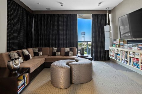 Condominio en alquiler en Saint Petersburg, Florida, 1 dormitorio, 79.8 m2 № 2106089 - foto 24