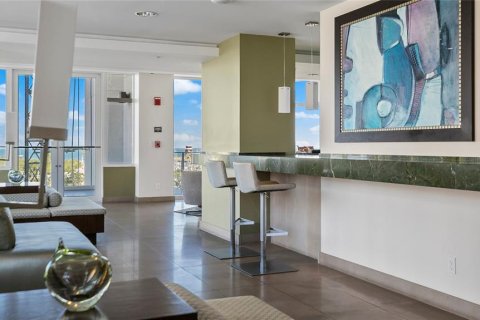 Condominio en alquiler en Saint Petersburg, Florida, 1 dormitorio, 79.8 m2 № 2106089 - foto 22
