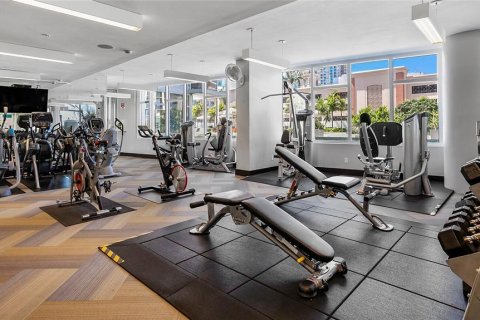 Condominio en alquiler en Saint Petersburg, Florida, 1 dormitorio, 79.8 m2 № 2106089 - foto 18