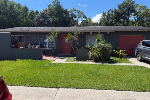 House in Ocala, Florida 2 bedrooms, 112.6 sq.m. № 2349600