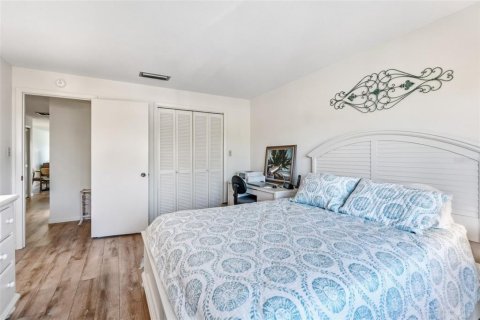 Copropriété à vendre à Longboat Key, Floride: 1 chambre, 91.97 m2 № 2145449 - photo 15