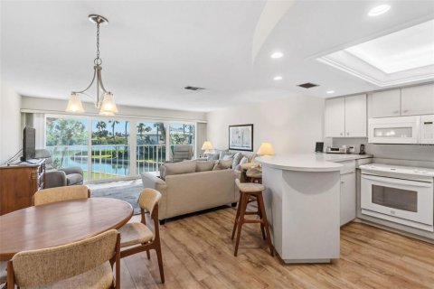 Copropriété à vendre à Longboat Key, Floride: 1 chambre, 91.97 m2 № 2145449 - photo 6