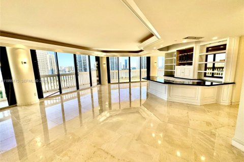 Copropriété à vendre à Aventura, Floride: 3 chambres, 189.52 m2 № 2184251 - photo 7
