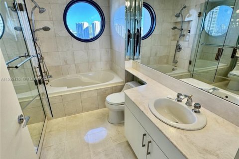 Copropriété à vendre à Aventura, Floride: 3 chambres, 189.52 m2 № 2184251 - photo 15