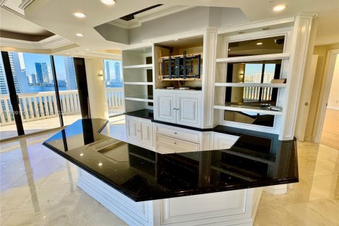 Copropriété à vendre à Aventura, Floride: 3 chambres, 189.52 m2 № 2184251 - photo 12