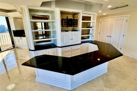 Copropriété à vendre à Aventura, Floride: 3 chambres, 189.52 m2 № 2184251 - photo 11