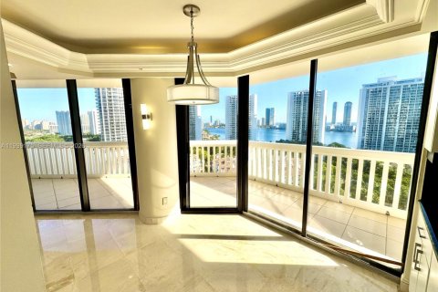 Copropriété à vendre à Aventura, Floride: 3 chambres, 189.52 m2 № 2184251 - photo 24