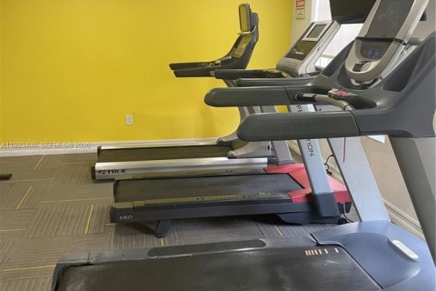 Copropriété à louer à Hialeah, Floride: 2 chambres, 91.23 m2 № 2057274 - photo 12