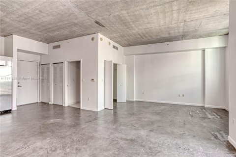 Copropriété à louer à Miami, Floride: 1 chambre, 60.48 m2 № 1967973 - photo 6