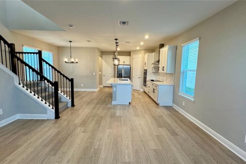 Villa ou maison à louer à Winter Garden, Floride: 4 chambres, 165.18 m2 № 1913649 - photo 6