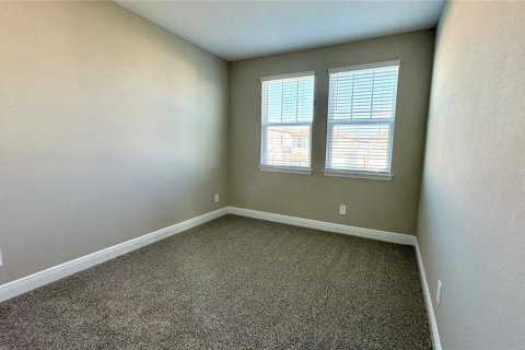 House in Winter Garden, Florida 4 bedrooms, 165.18 sq.m. № 1913649 - photo 26