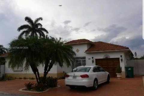 Дом в Майами, Флорида 3 спальни, 134.06м2 № 2025518